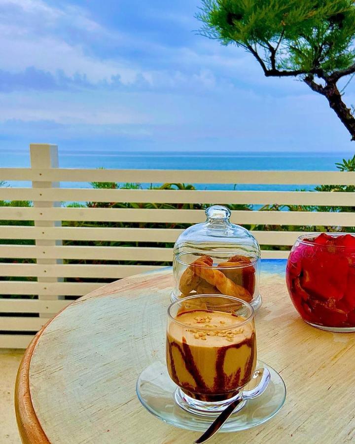 Capo Nettuno Hotel Capo dʼOrlando Екстериор снимка