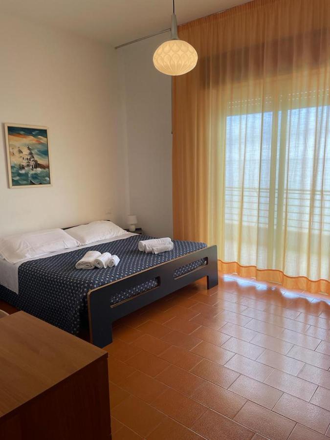 Capo Nettuno Hotel Capo dʼOrlando Екстериор снимка