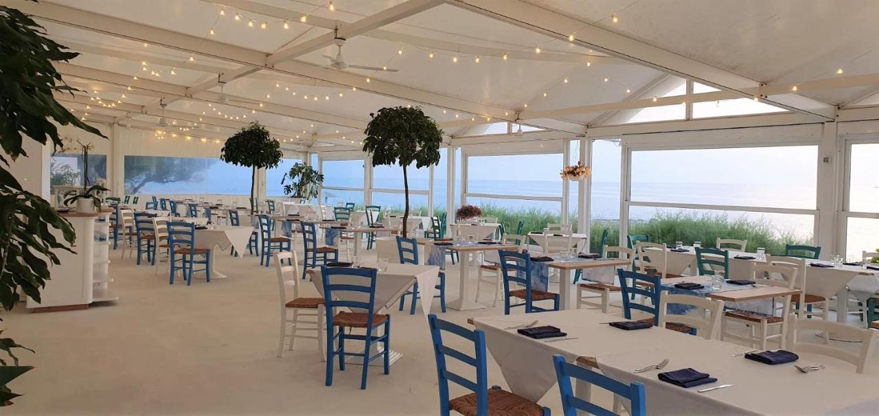 Capo Nettuno Hotel Capo dʼOrlando Екстериор снимка