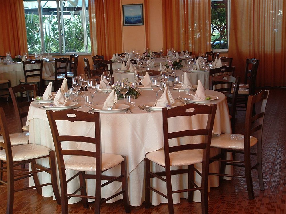 Capo Nettuno Hotel Capo dʼOrlando Екстериор снимка