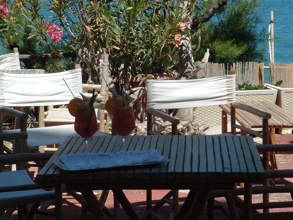 Capo Nettuno Hotel Capo dʼOrlando Екстериор снимка